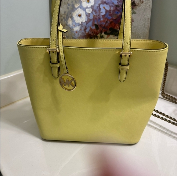 Michael Kors Lemon Yellow Jet Set Tote - Picture 2 of 7